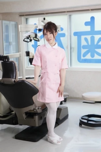 色情明星 Mao Chinen